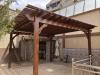 Pergola en bois rouge structur chargé 