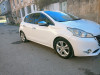 Peugeot 208 2015 Allure