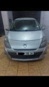 Renault Clio 3 1.4 16v 2010 