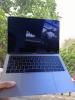 MACBOOK PRO 2017 INTEL i5 DUAL CORE, 8GB DDR4, 256 GB SSD avec chargeur 