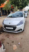 Peugeot 208 2015 Allure