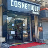 Vendeuse en cosmétique 