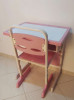 Bureau avec chaise rose