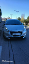 Peugeot 208 2015 Allure