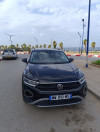 Volkswagen T-Roc 2023 Life+++