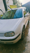 Volkswagen Golf 4 2001 2.0