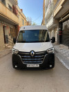 Renault Master 3 paaneaux 2024