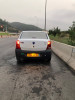 Dacia Logan 2007 Là basse