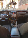 Ford Focus 4 portes 2009 Focus 4 portes