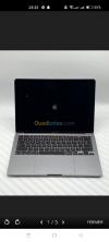 Macbook pro M2 2022