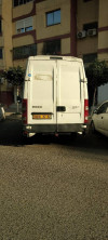 Location fourgon iveco c15