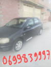 Dacia Logan 2012 لاتوت