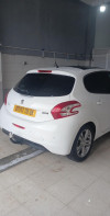 Peugeot 208 2015 Allure