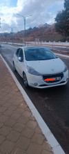 Peugeot 208 2015 Allure