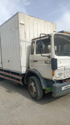 camion Renault M200 