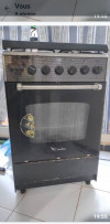 A vendre une cuisinière condor