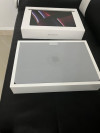 MacBook Pro neuf 16" / M2 Max CPU 12 coeurs GPU 30 coeurs ram 64 go gris sidéral 