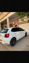 Volkswagen Polo 2016 Lkara