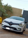 Renault Clio 4 2015 Initial