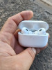 Airpods pro momen 4 