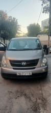 Hyundai H1 2011