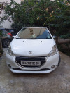 Peugeot 208 2012 