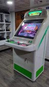 Arcade machine gaming (location)