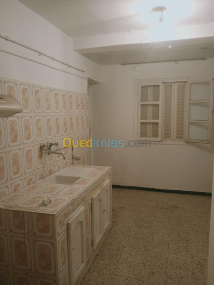 Location Appartement F3 Tipaza Kolea