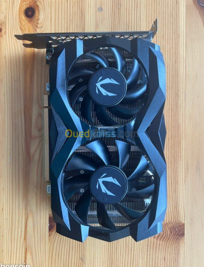 Geforce GTX 1660 super presque neuve