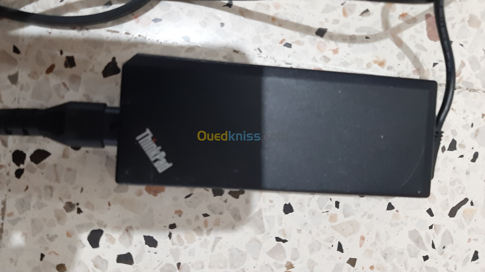 Chargeurs d'origine Lenovo