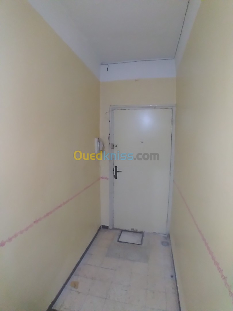 Location Appartement F3 Batna Batna