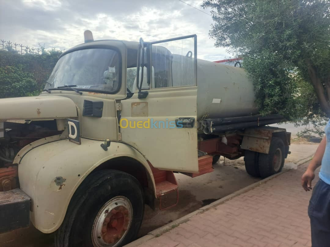 Renault Camion citerne glr 190 1985