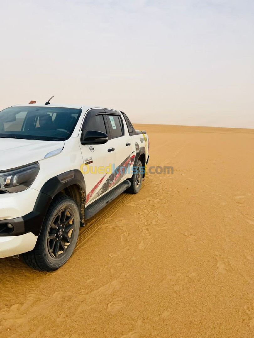 Toyota Hilux 2021 LEGEND DC 4x4