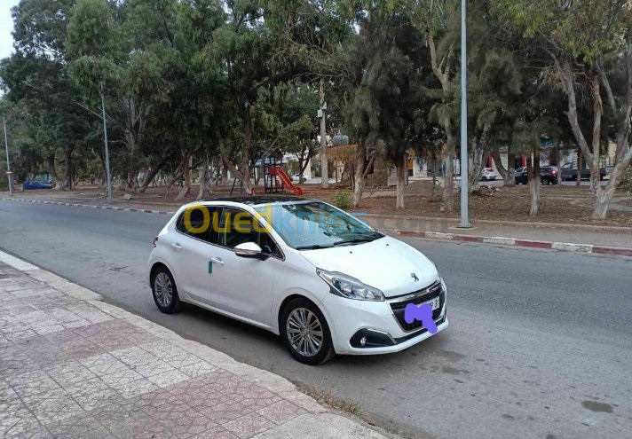 Peugeot 208 2019 208