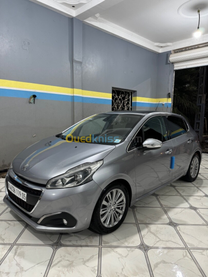 Peugeot 208 2019 Allure Facelift