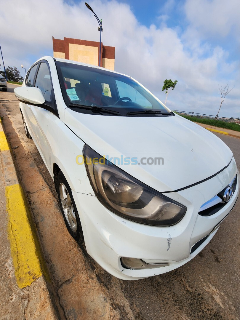 Hyundai Accent RB  5 portes 2012 Style