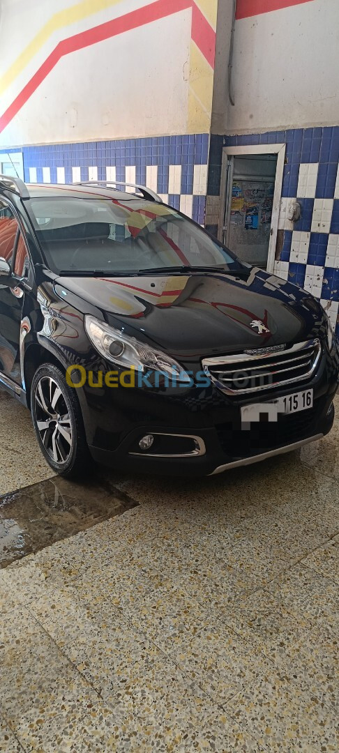 Peugeot 2008 2015 La toute option sans toit