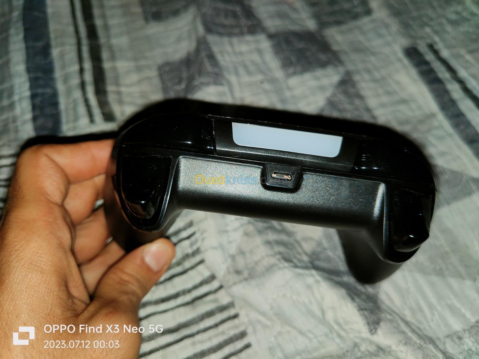 Wireless gaming controller HD-060