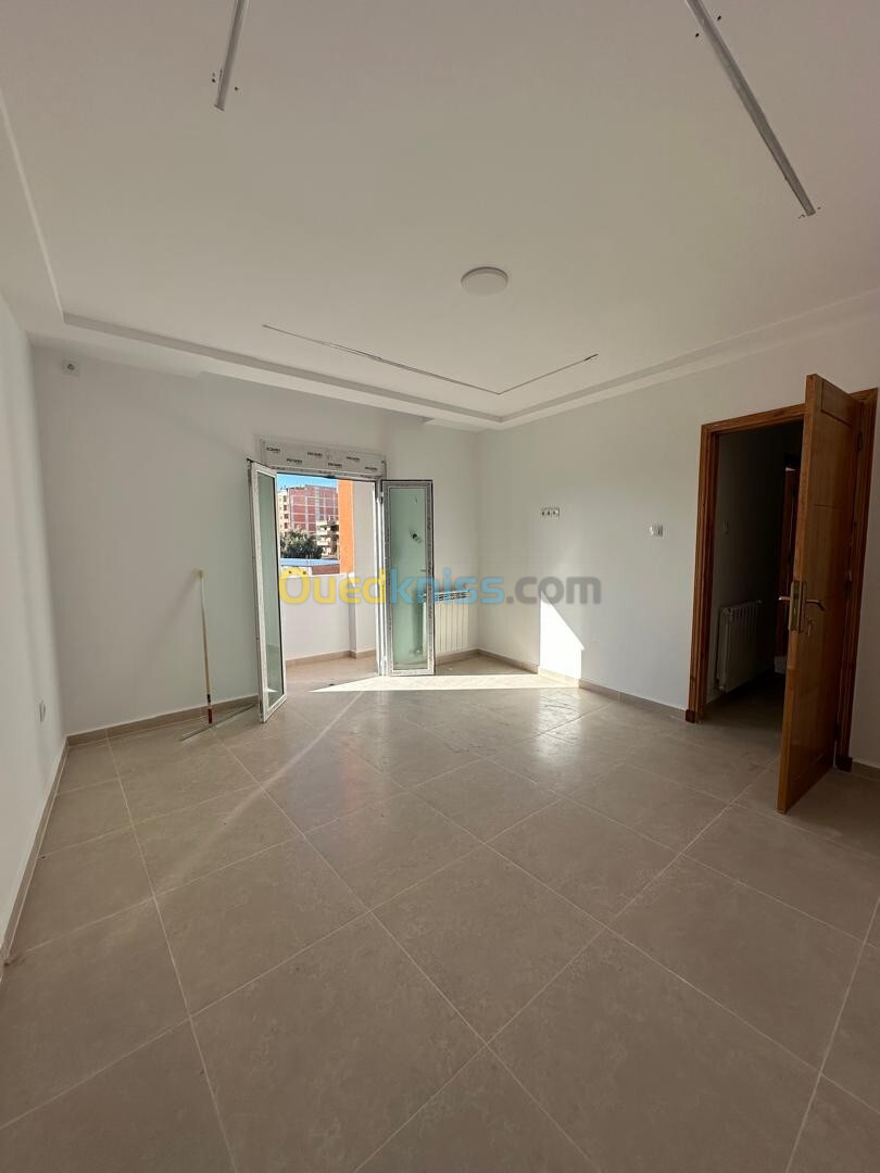 Vente Appartement F3 Oran Bir el djir