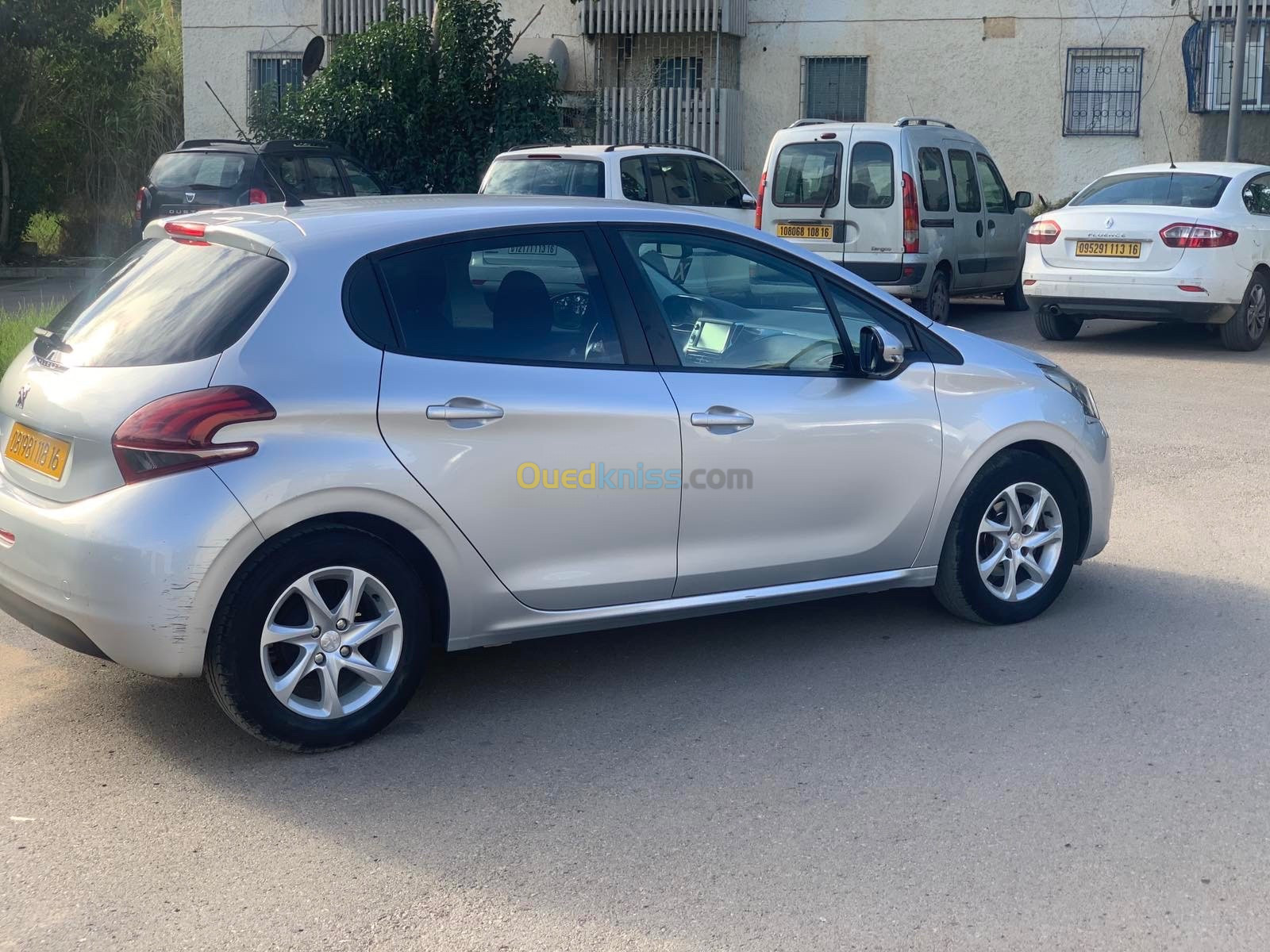 Peugeot 208 2018 Active Facelift