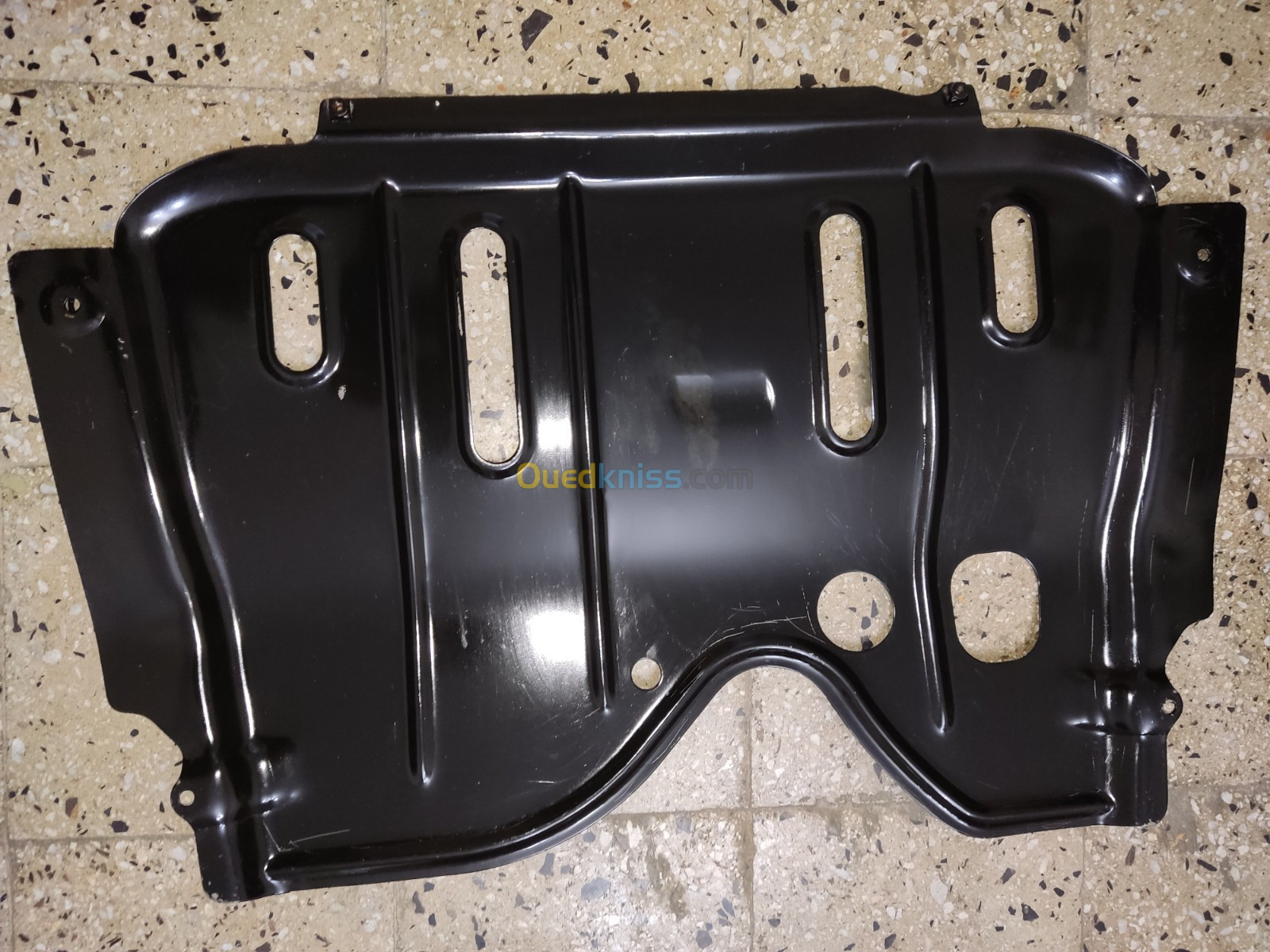 Cache sous moteur Logan  Stepway 2009-2013