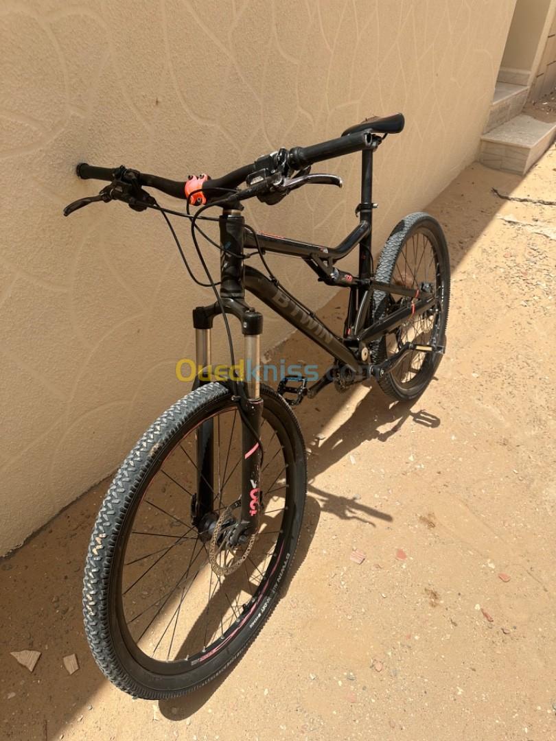 Vélo betwin بحالة جيدة  