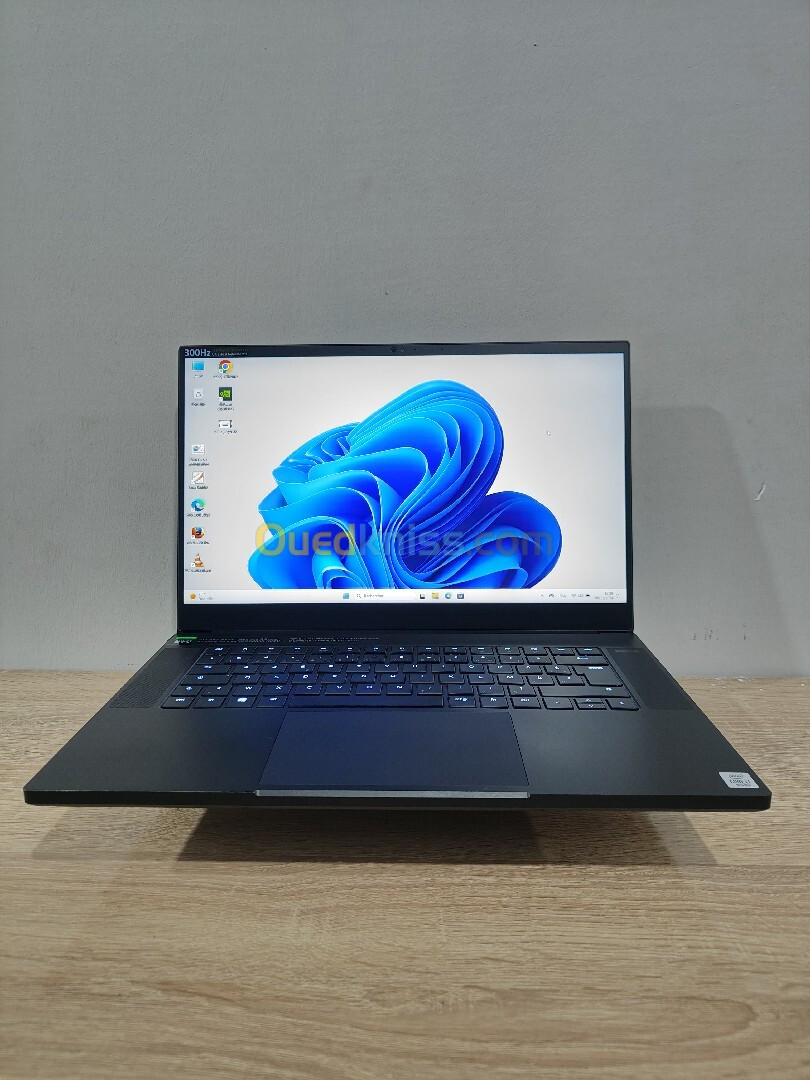 Razer BLADE15 / i7 10th/ 16GB RAM / 1000GB SSD  