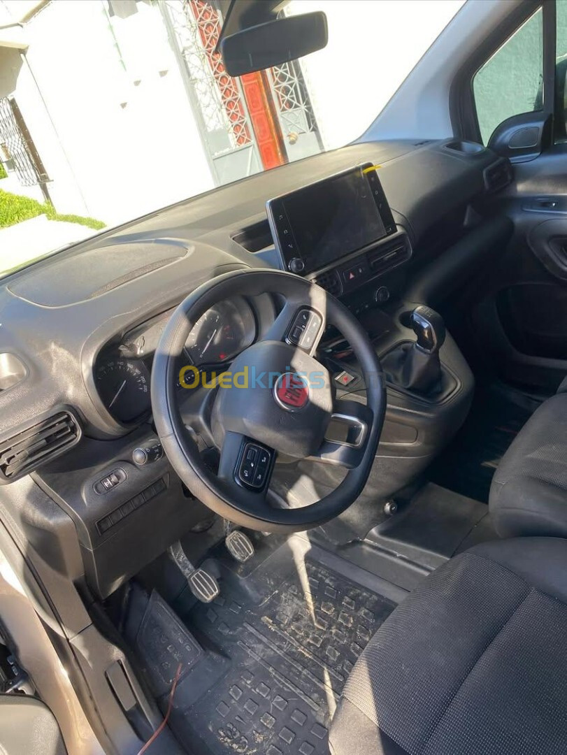 Fiat Doblo 2023 Italie