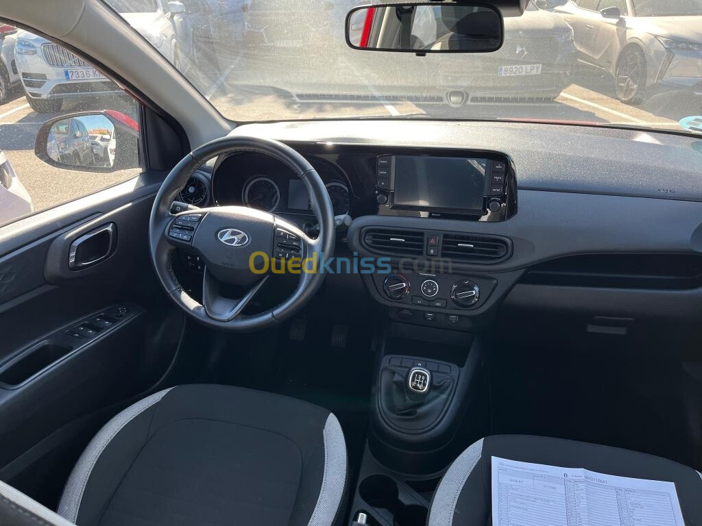 Hyundai Grand i10 2022 