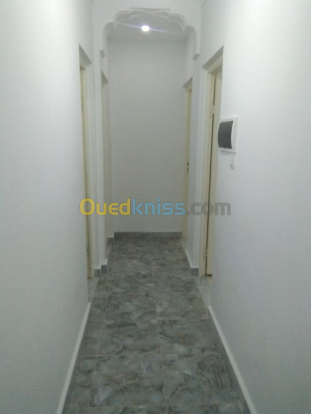 Location Niveau De Villa F4 Annaba El hadjar