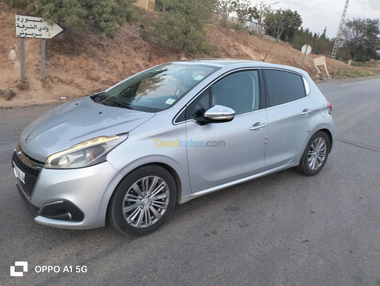 Peugeot 208 2016 Allure Facelift