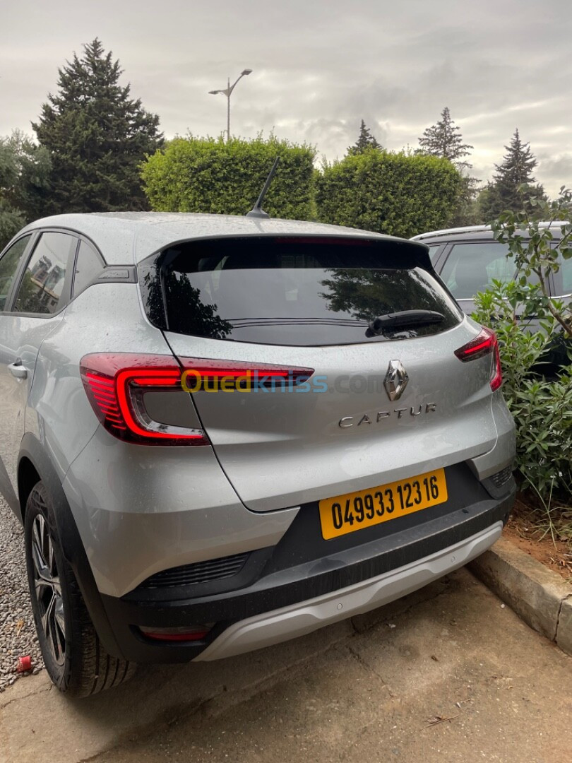 Renault Captur 2023 