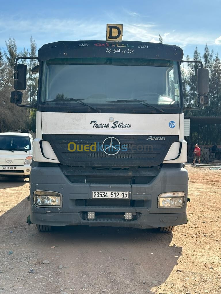 Mercedes Axor 2012