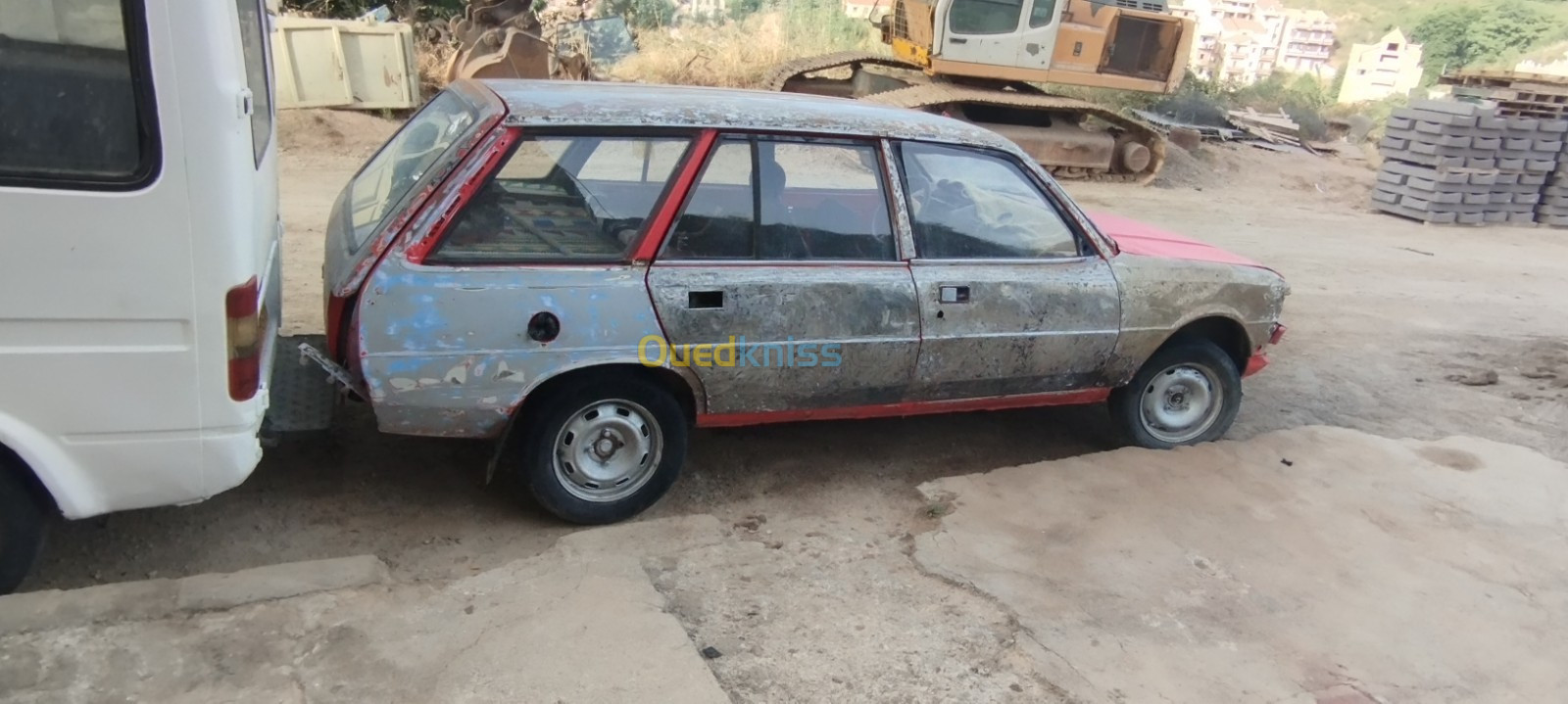 Peugeot 305 1983 305